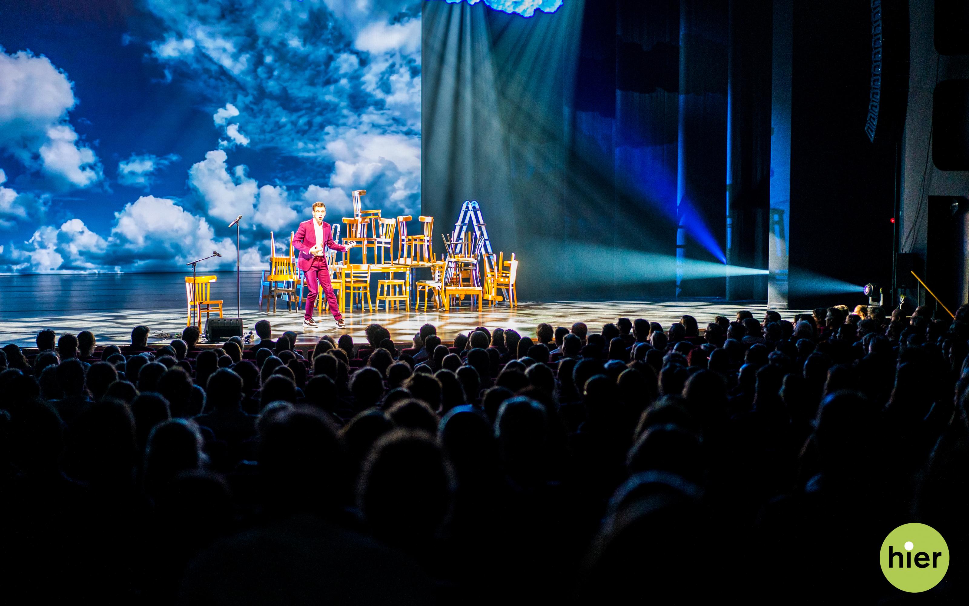 Foto van Pieter Derks tijdens Climate Comedy Night 2019