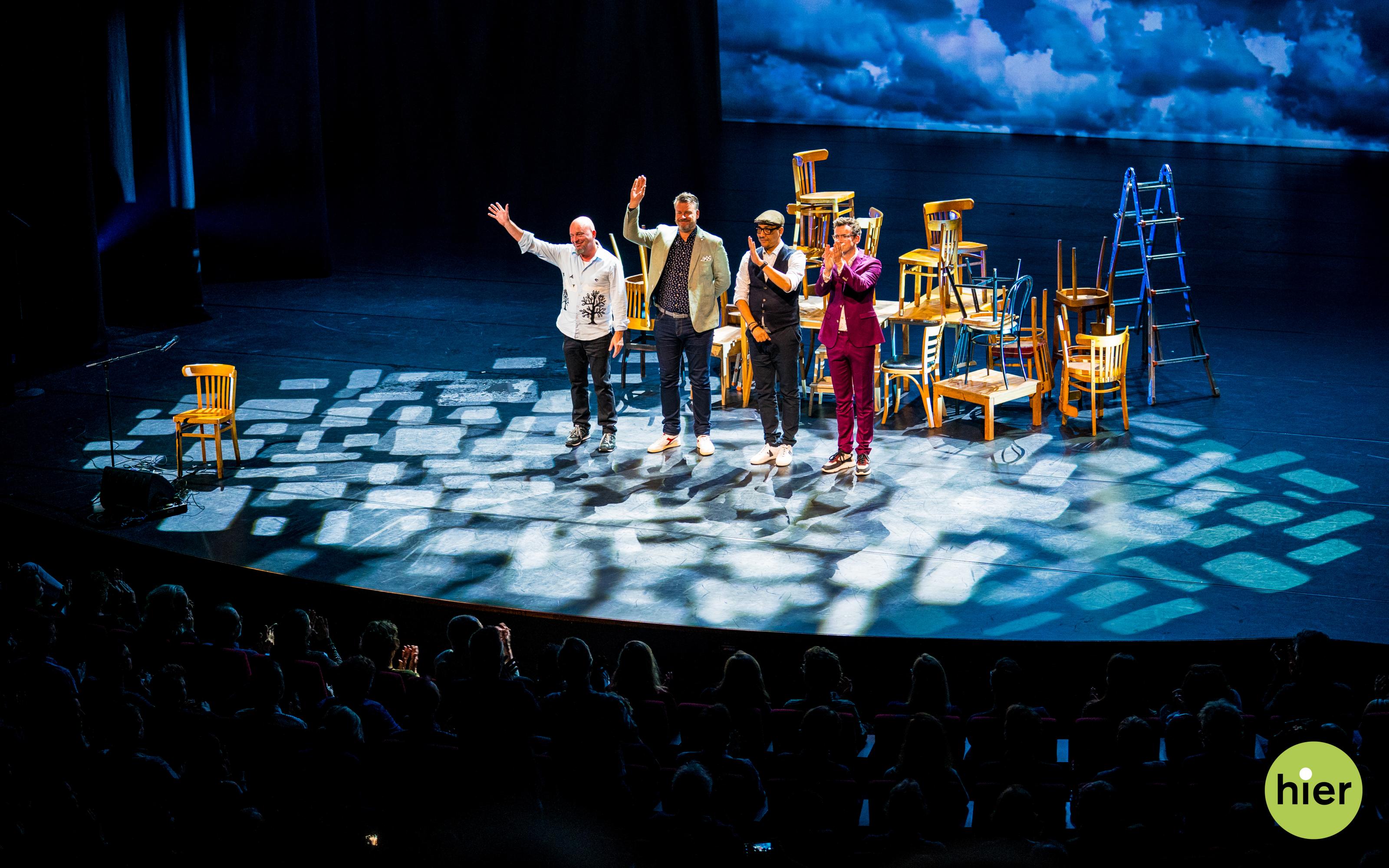 Foto van Leon Giesen, Rob Scheepers, Jörgen Raymann en Pieter Derks tijdens Climate Comedy Night 2019