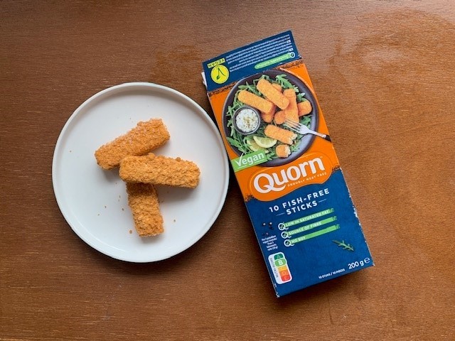 Foto van fish-free sticks van Quorn