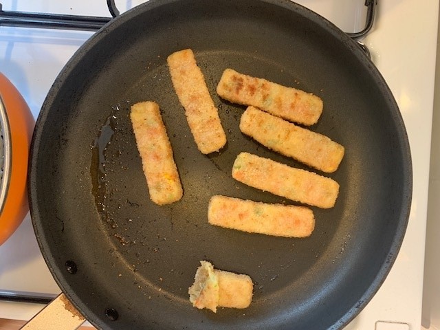 Foto van Iglo veggie sticks in een pan