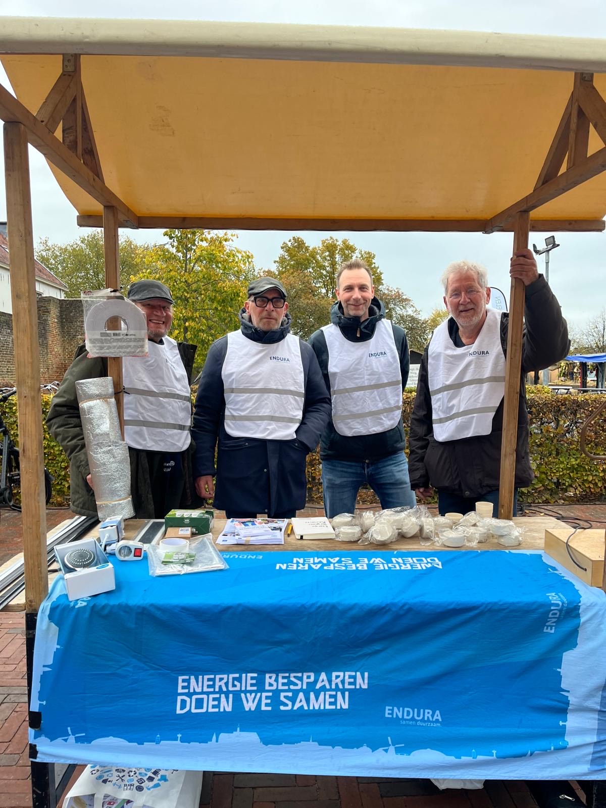 Endura stand op de markt