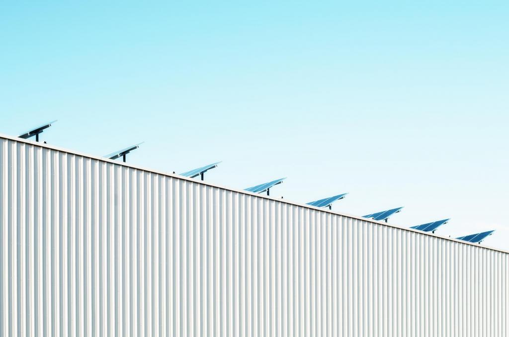 Foto van zonnepanelen op een dak