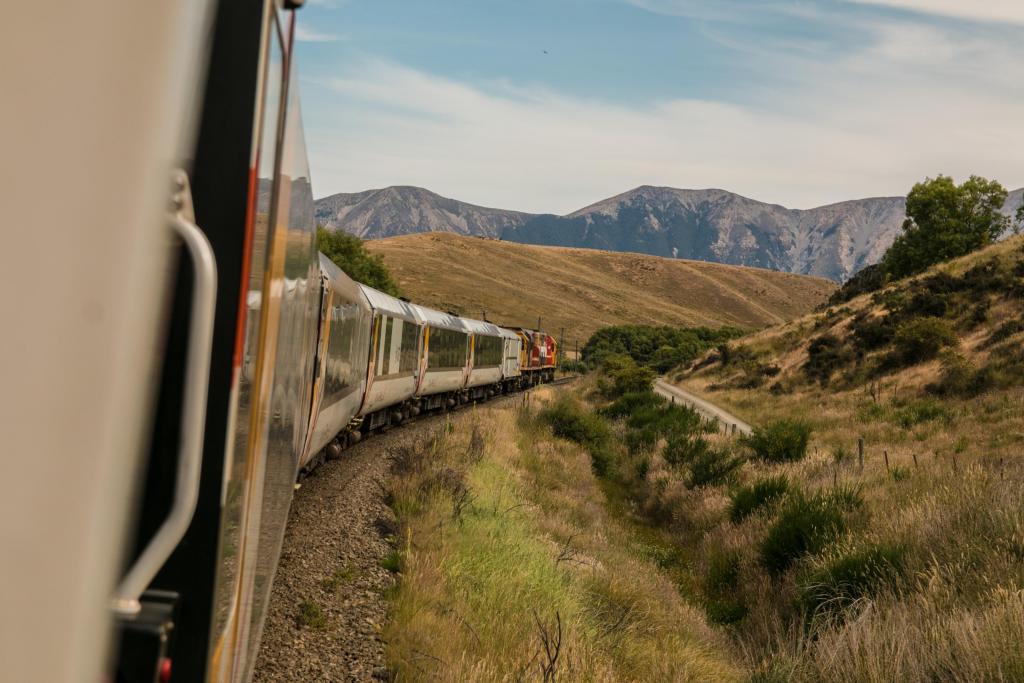 Foto trein door bergen