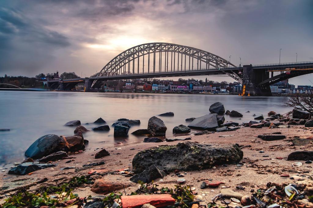 Foto van de brug bij Nijmegen