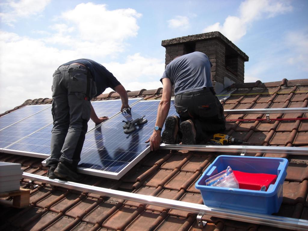 zonnepanelen aanleggen