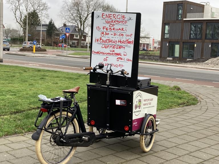 Met E-bike op pad in Hornmeer, Aalsmeer.