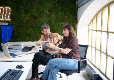 Collega's in overleg