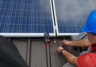 installatie zonnepanelen